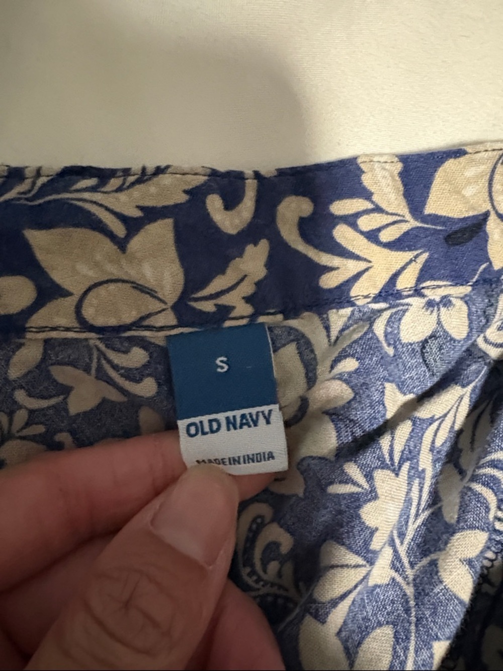 Old Navy Blue and Cream Floral Midi Dress - Picture 5 of 5